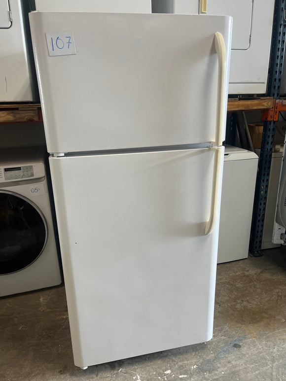Frigidaire Top Freezer Refrigerator