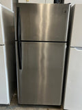 Kenmore Top-Freezer Refrigerator