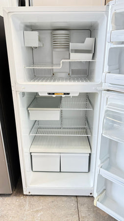 GE Top Freezer Refrigerator in White