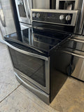 Whirlpool 30 Inch Smooth Top Electric Range in Stainless Steel